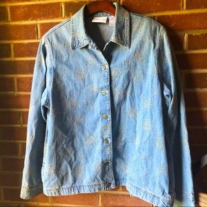 Alfred Dinner Light wash Jean Button Down Shirt / Jacket, Size 14